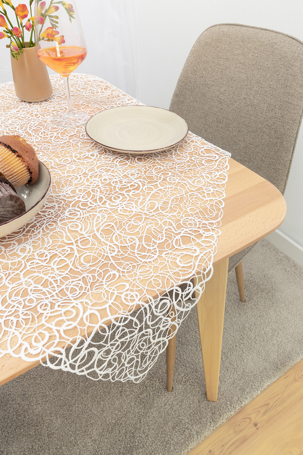esstisch mit 6 stühlen modern ebuy24 Essgruppe Moss Essgruppe, 1 und Stühlen, dunkel, (7-tlg), Esstisch Size:100x70cm