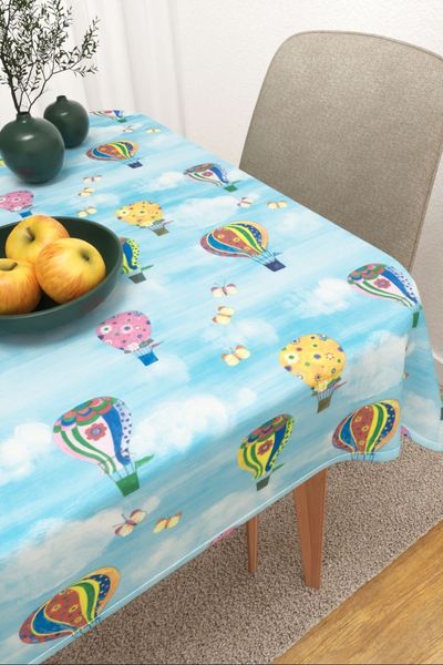 Tischdecke eckig von Lysel - Ilmapallo #3J in himmelblau