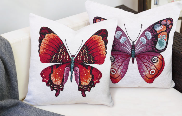 Schmetterlinge auf Kissen